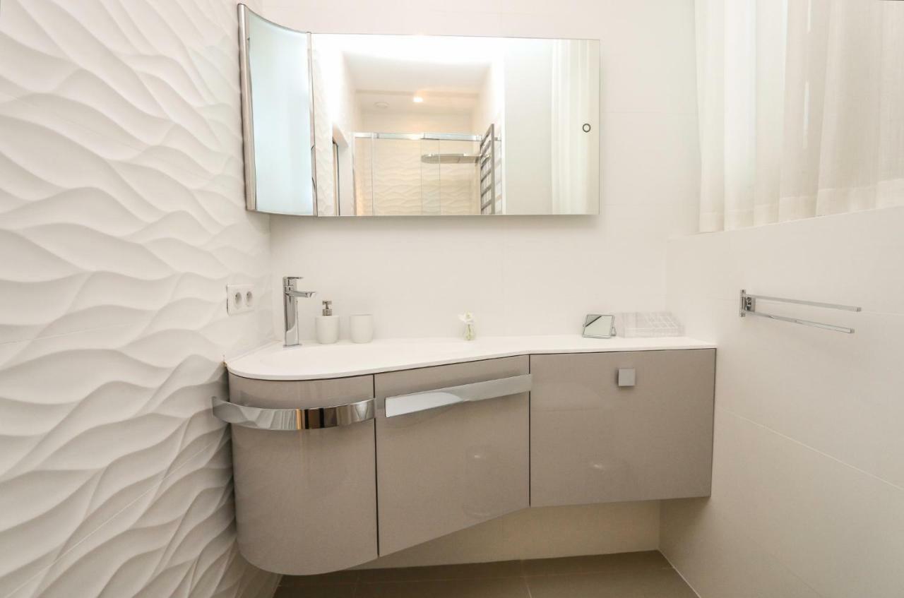 Seafront Modern Apartment Nice Ngoại thất bức ảnh